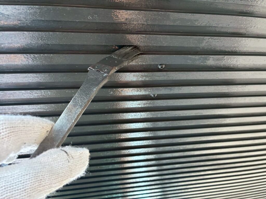 バルコニー下の軒天塗装